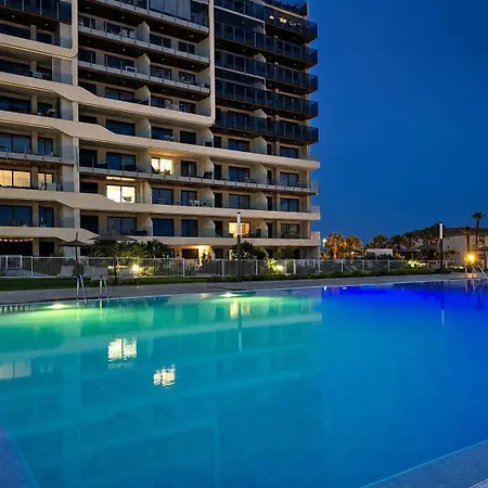 Luxury With Terrace Apartment *